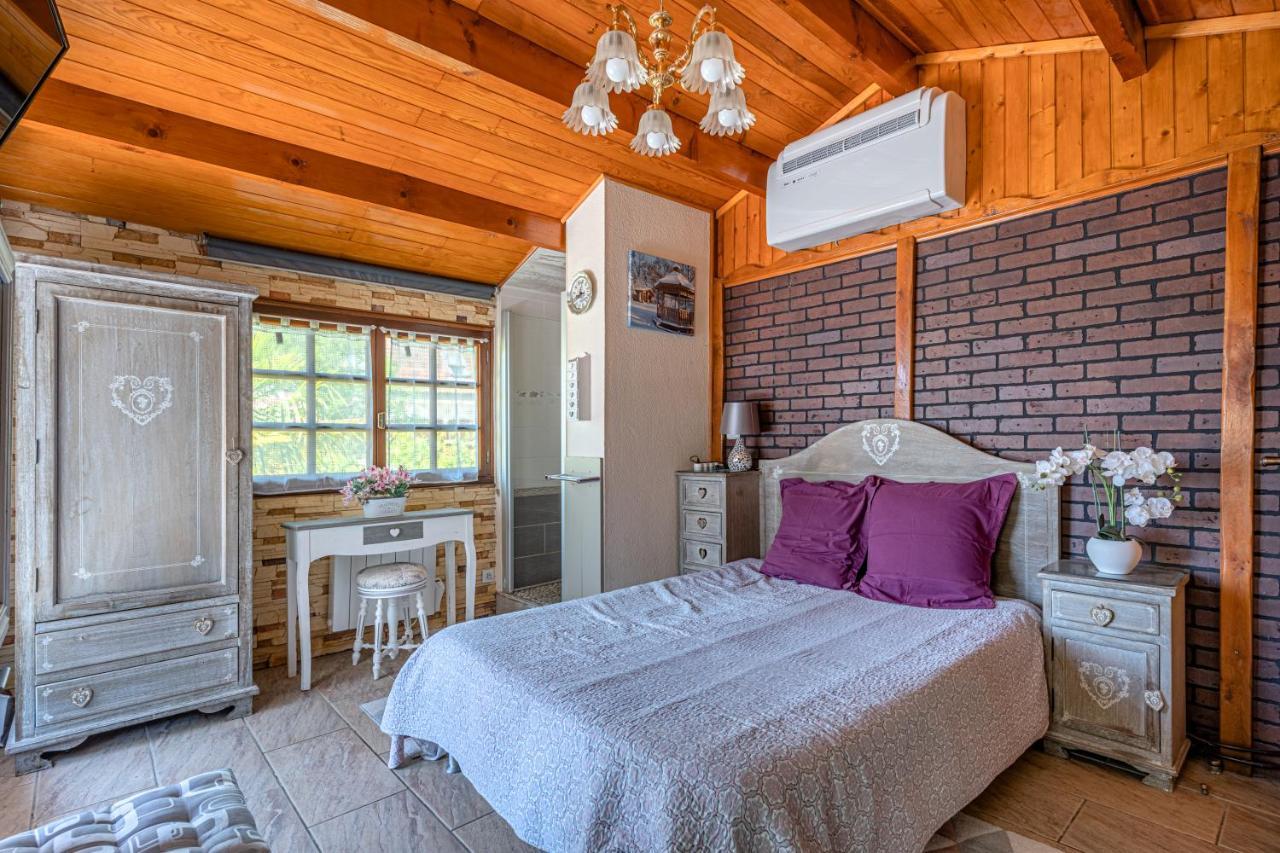 Montevrain Cottage Екстериор снимка